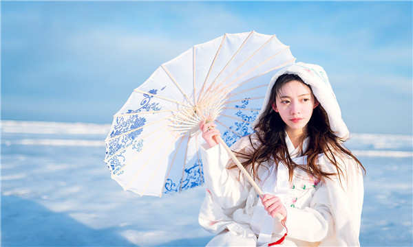 达日试管代怀生子多少钱一个？助孕之路的费用分析与方案选择